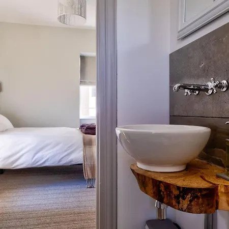 House - Private Use *